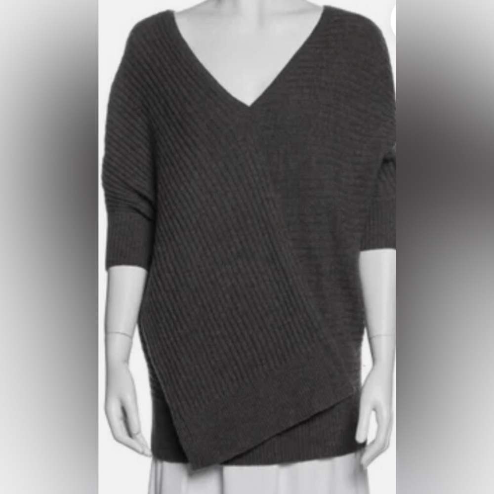 Vince Charcoal Almost Black V-Neck Women's Sweater Cashmere